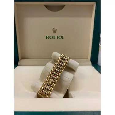 Montre-bracelet RLX Day-Date 40
