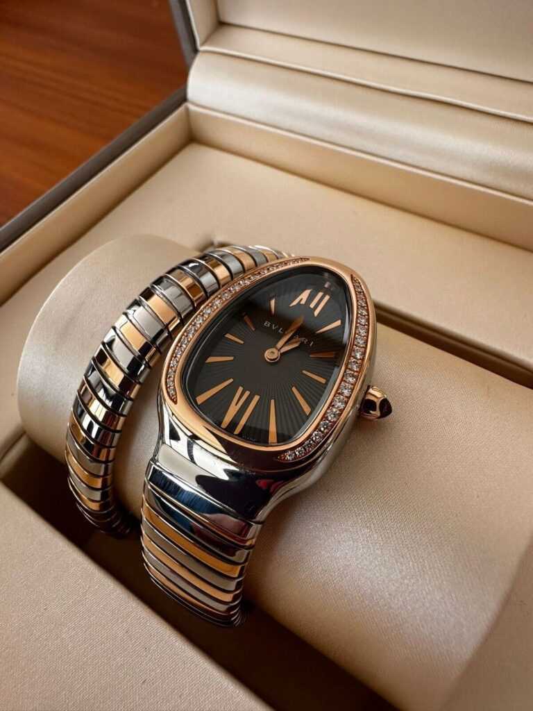 BULGARI Serpenti black dial