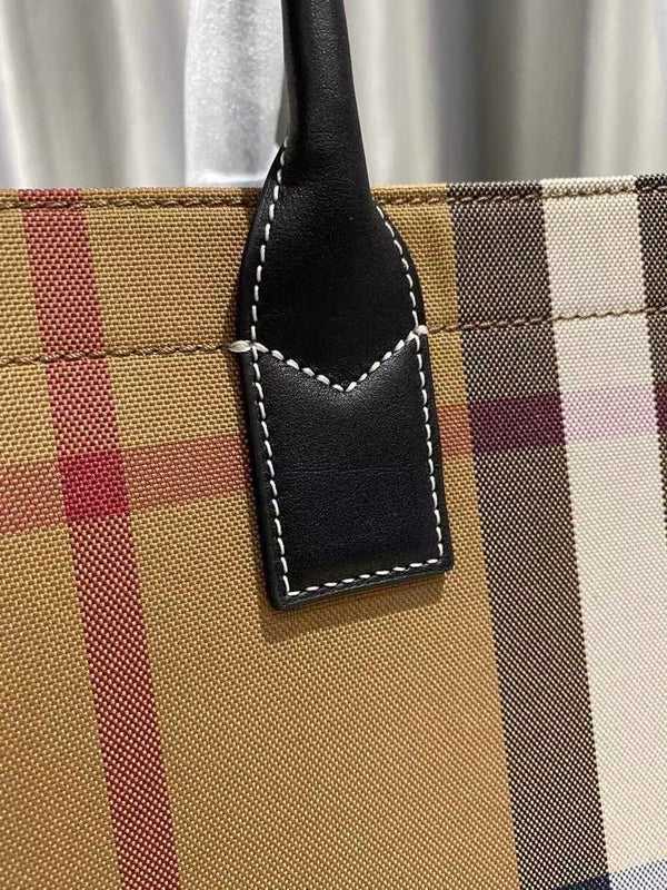 BU®BERRY Check Cotton Canvas Tote
