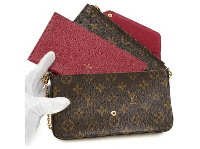 LV Sac à bandoulière Monogram Pochette