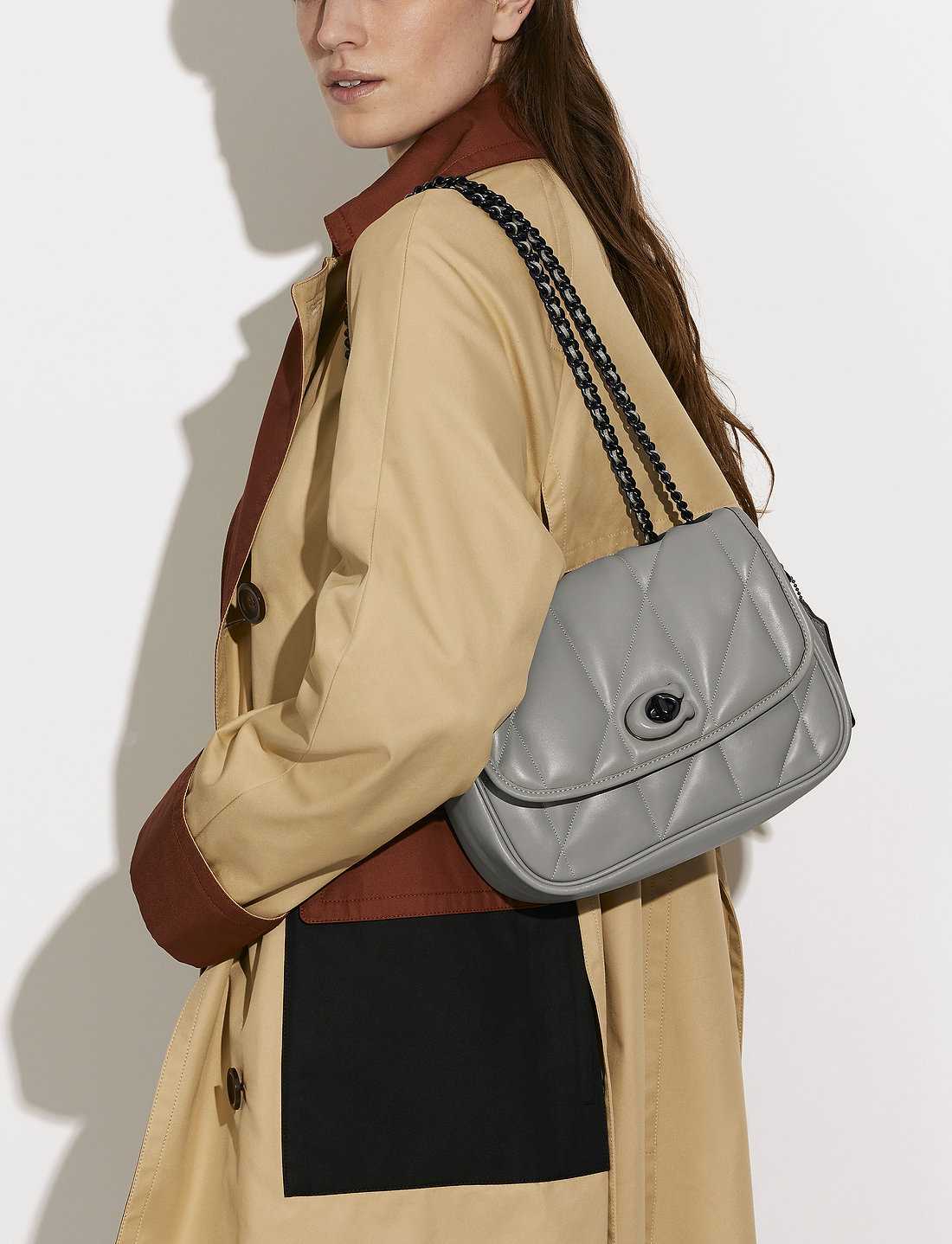 Co@ch
MADISON SHOULDER BAG