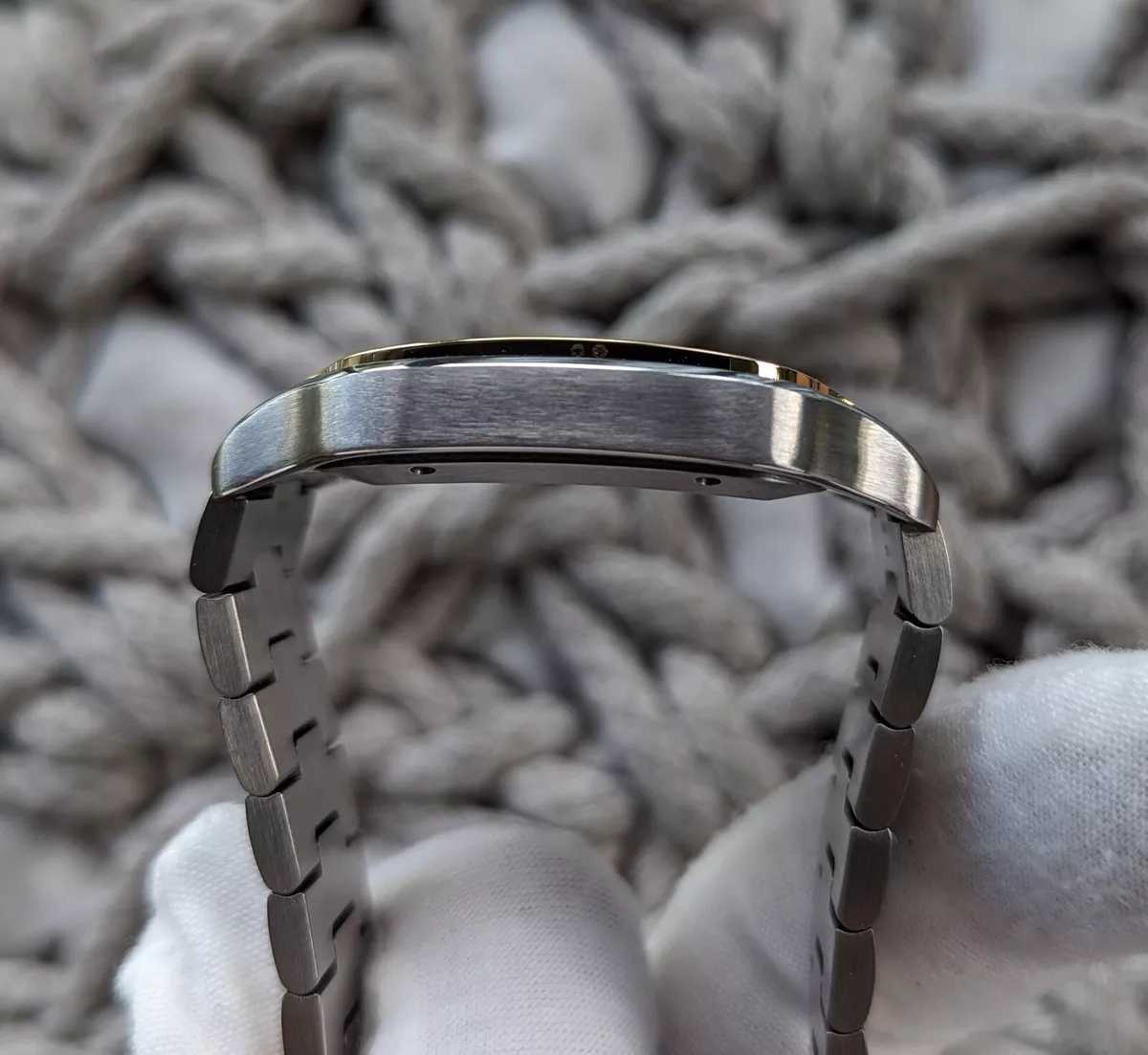 C@rtier Santos de C@rtier Large White