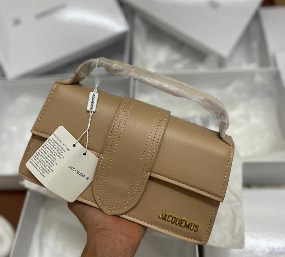 J@cquemus
Le Grand Bambino Sac à main
Beige