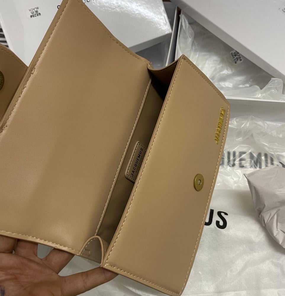 J@cquemus
Le Grand Bambino Sac à main
Beige