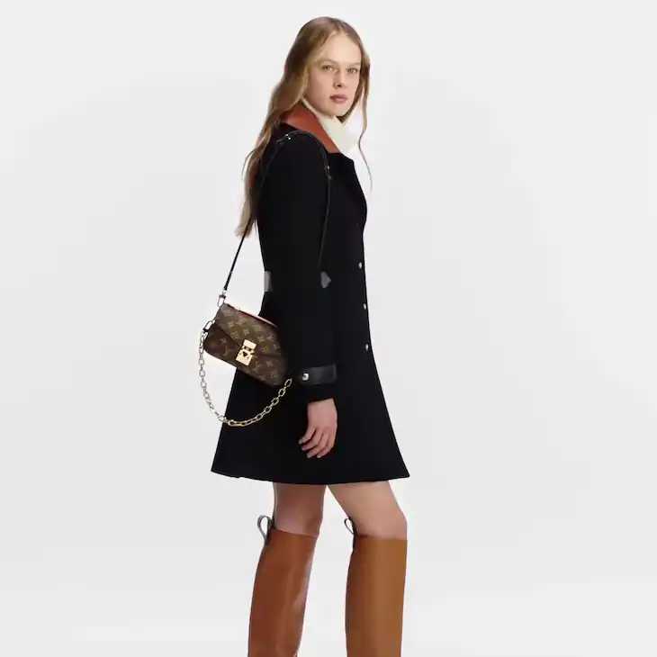 LV Pochette Métis East West Bag For Women