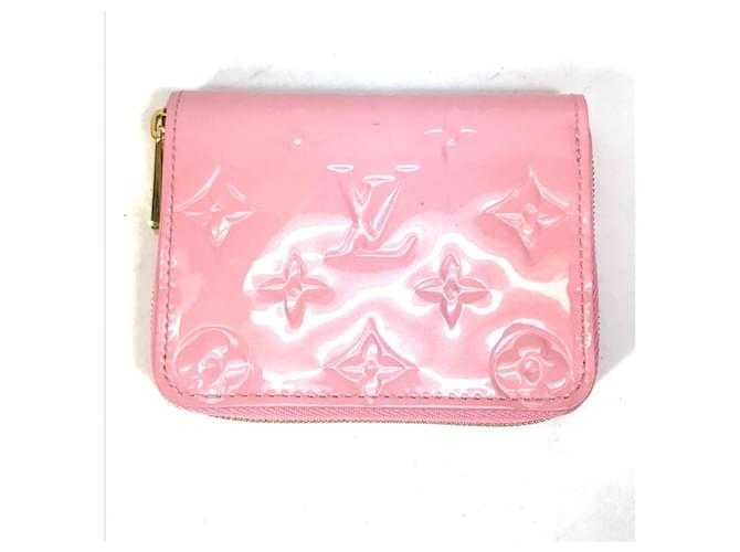 LV Portefeuille à compartiment pour pièces Monogram Verni Rose