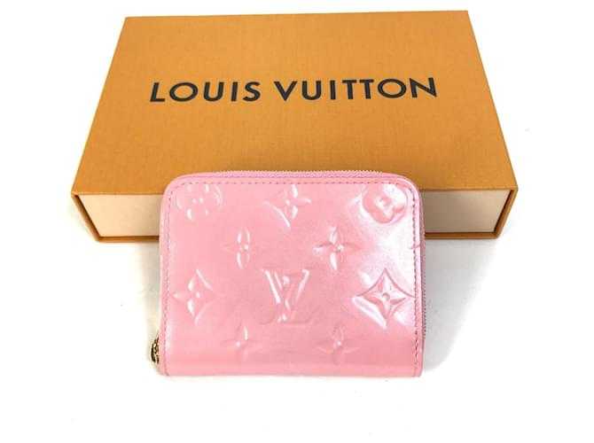 LV Portefeuille à compartiment pour pièces Monogram Verni Rose