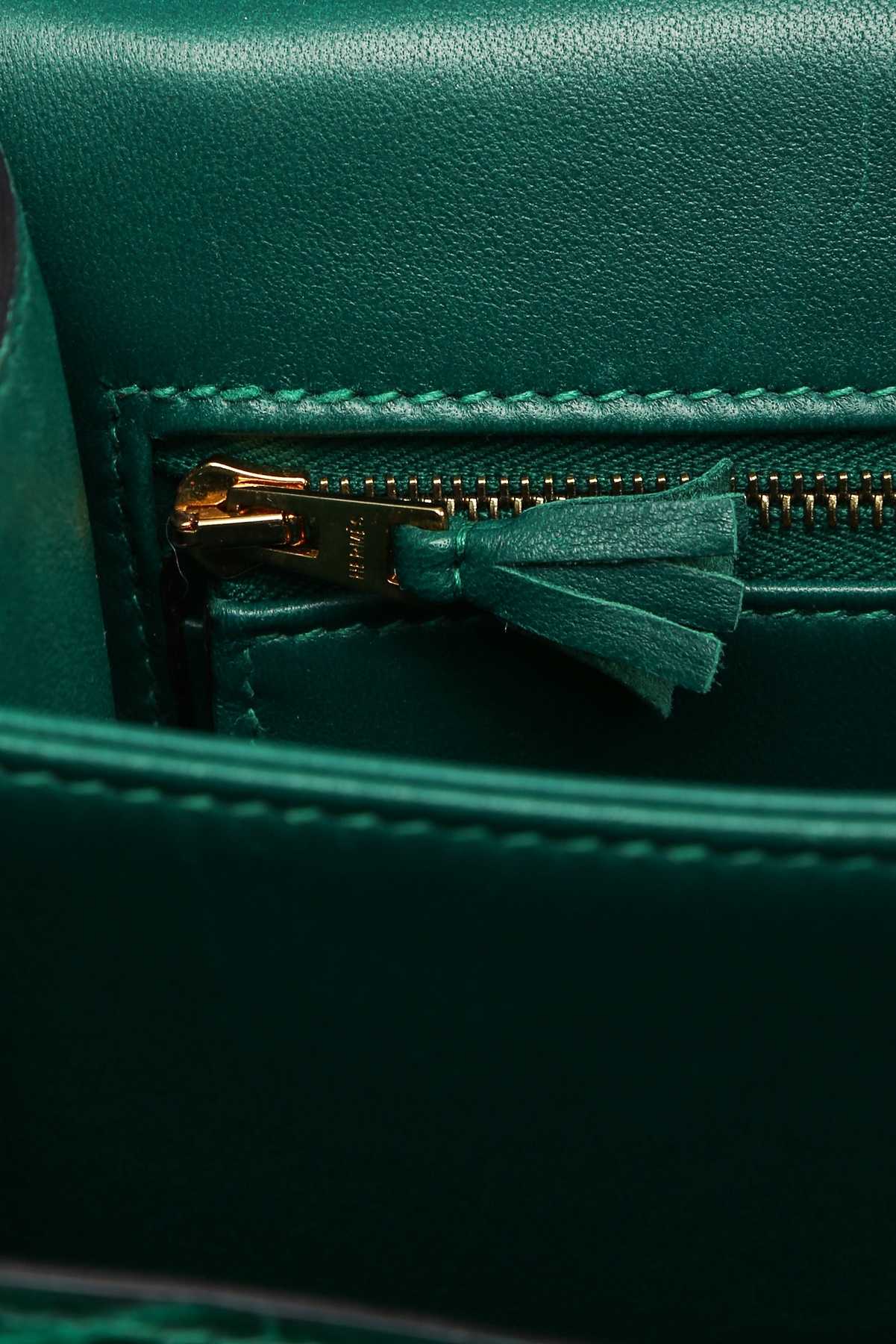 HRMS
Constance 24
Vert Emeraude with Gold Hardware