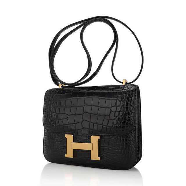 HRMS Constance 18 Sac Alligator noir mat Quincaillerie or et miroir