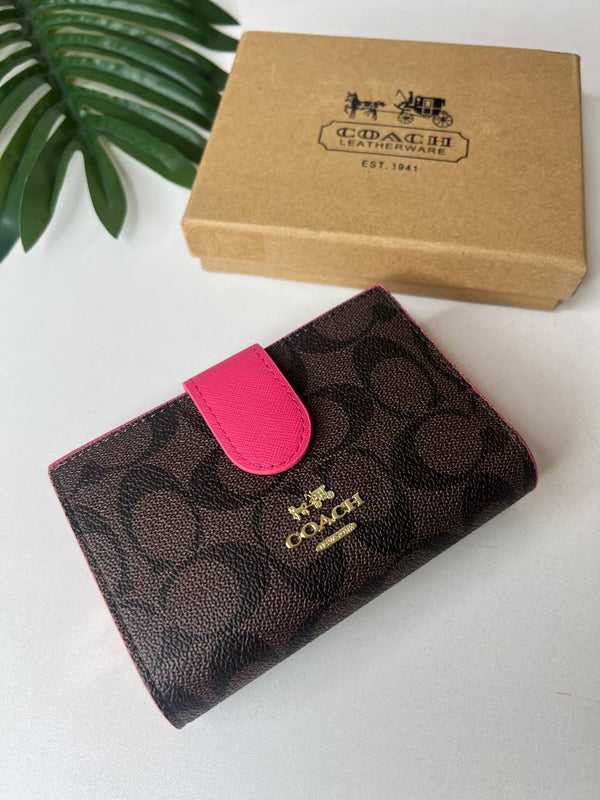 Co@ch Medium Corner Zip Wallet In Signature Canvas