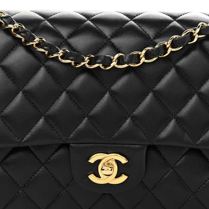 CH@NEL
Lambskin Quilted Medium Double Flap Black