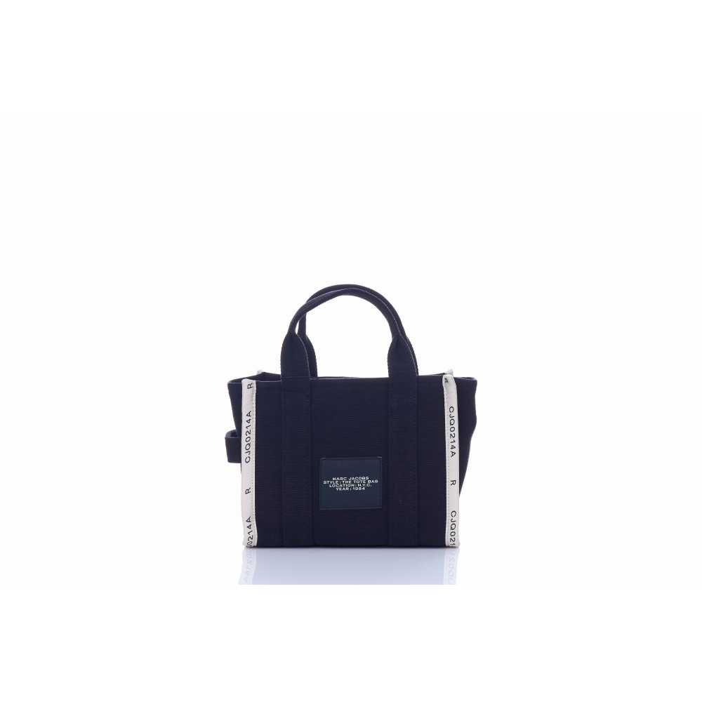 M@rc Jacôbs
THE TOTE
