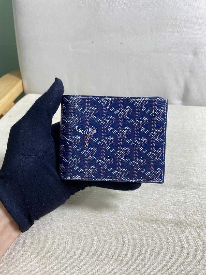 Gôyard
Portefeuille Victoire
Bleu