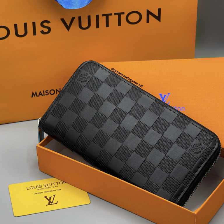 LV Porte Feuille One Zip