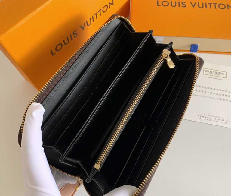 LV MONOGRAM GIANT ZIPPY PURSE