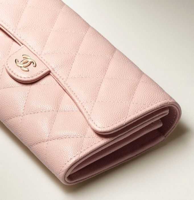 CH@NEL Portefeuille Long Matelasse Peau d'Agneau Rose