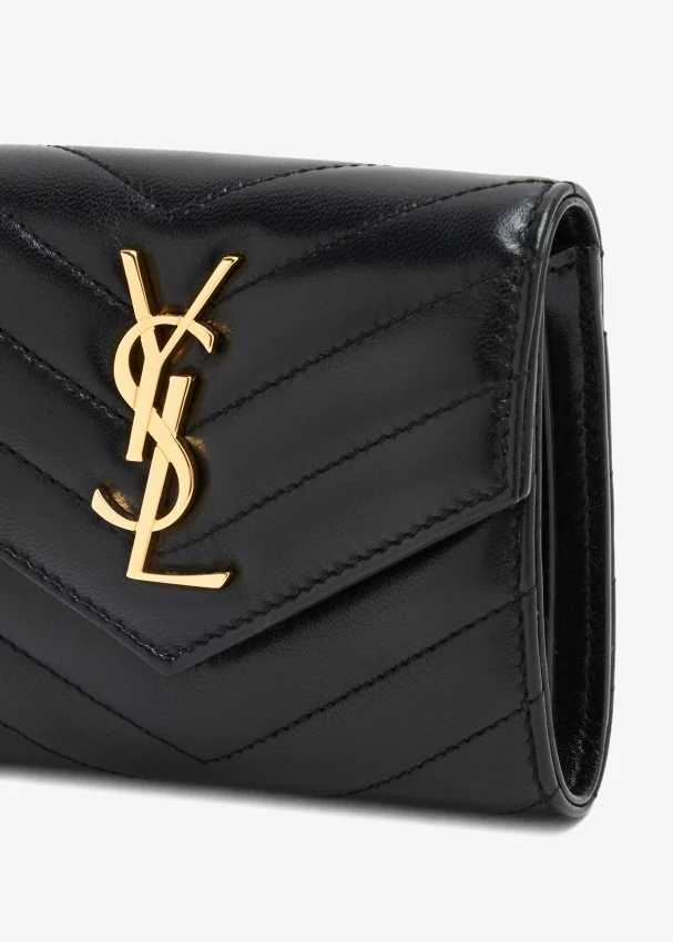 S@int L@urent Portefeuille compact pliant Cassandre Matelassé en agneau noir