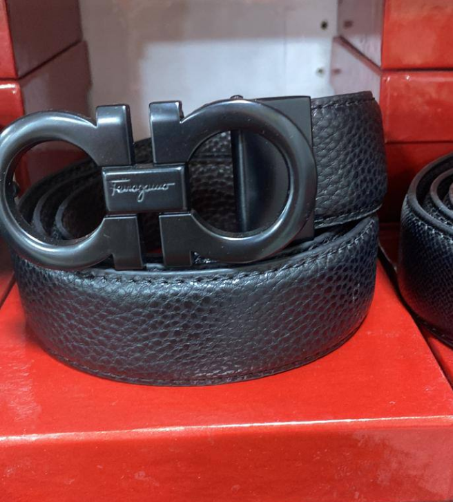 FERRAGAMÔ
Ceinture réversible Gancini