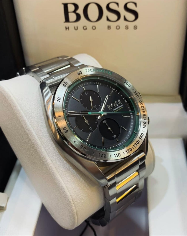 Bôss Montre chronographe avec sous-cadrans et bracelet à maillons