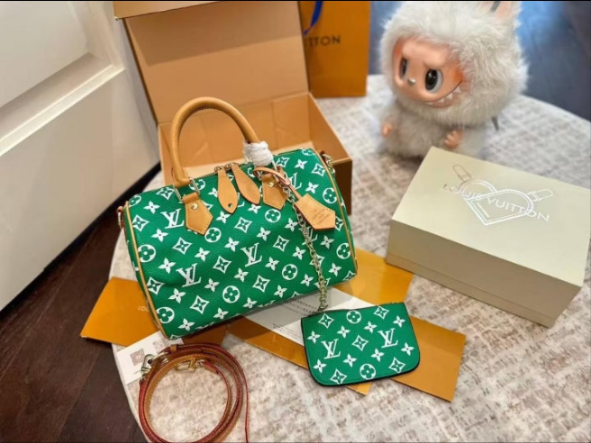 LV Speedy P9 Bandoulière 25
