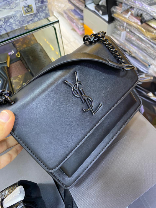 S@int L@urent Sunset Medium YSL Crossbody Bag in Smooth