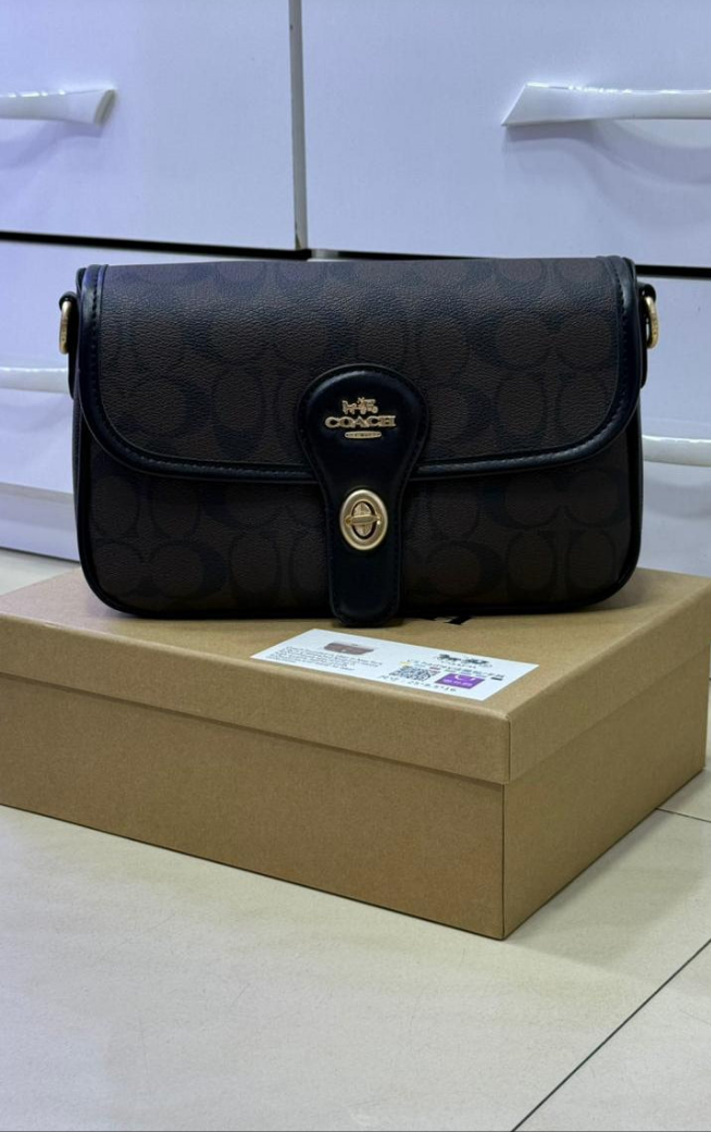 Co@ch Sac bandoulière Hadley noir CY683