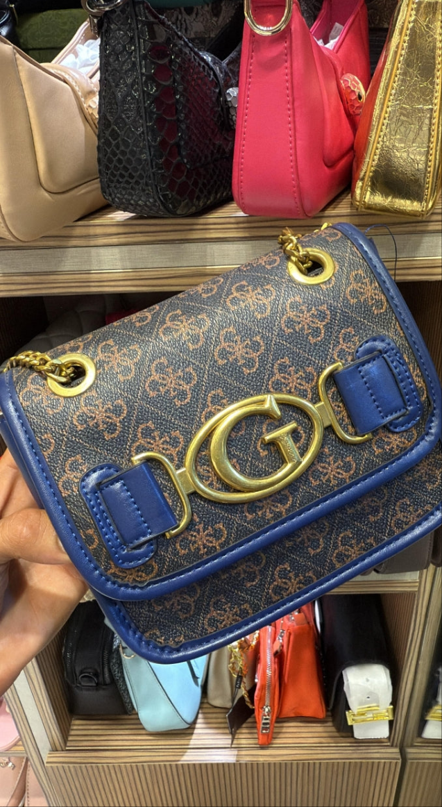 Gûess Sac à bandoulière Aileen à rabat