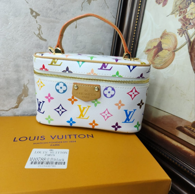 LV x TM Vanity Chain Pouch