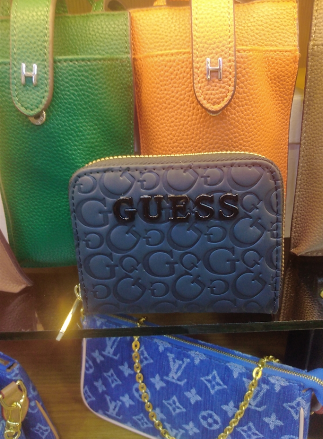 Gûess Bowie Cartera Mini