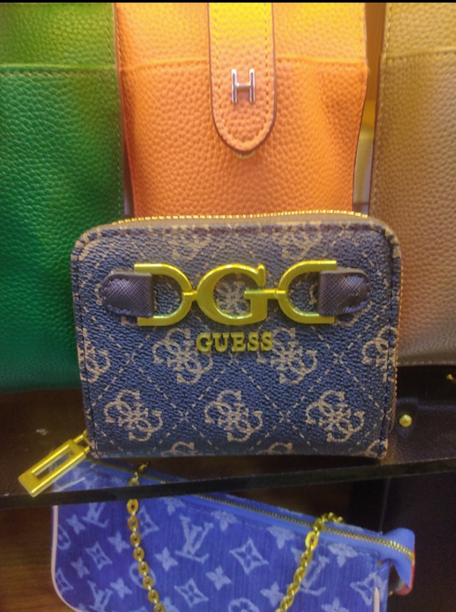 Gûess Portemonnaie Wallet schwarz black