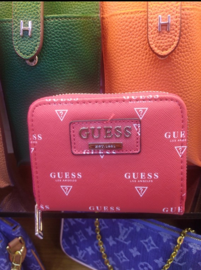 Gûess Red Wallet