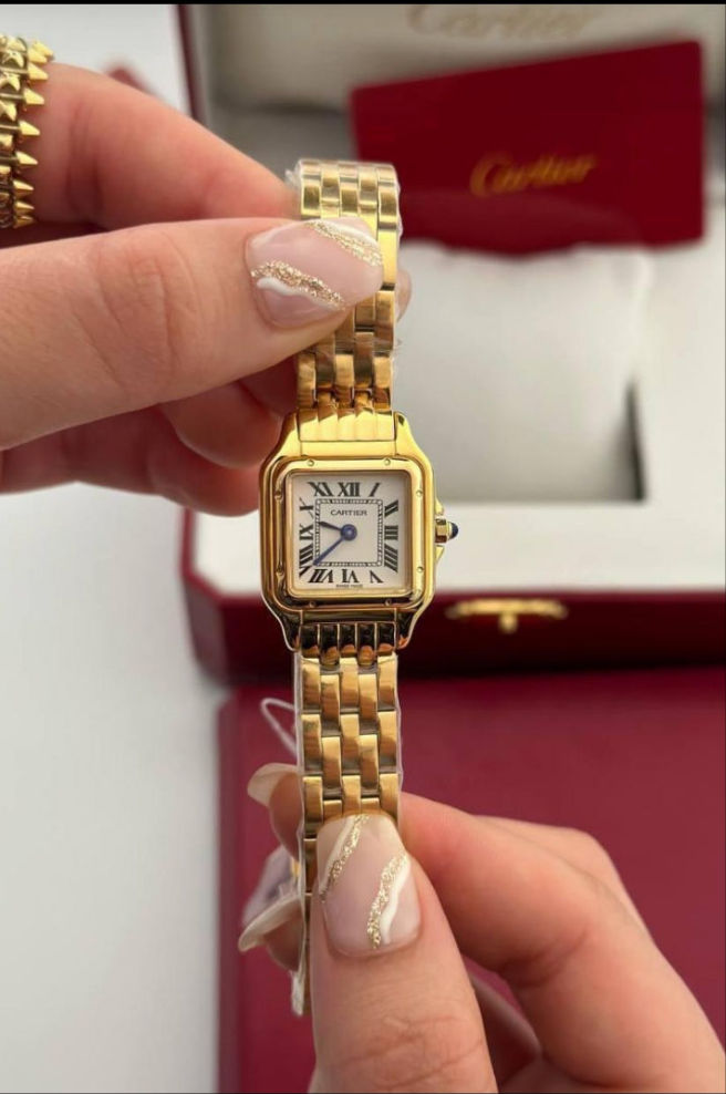 Montre Panthère De Cartier PM