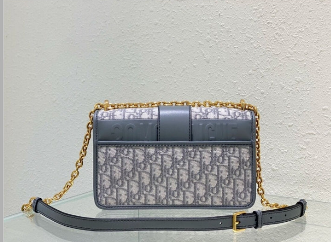Diôr Sac chaîne 30 Montaigne
Toile jacquard Diôr Oblique Gris