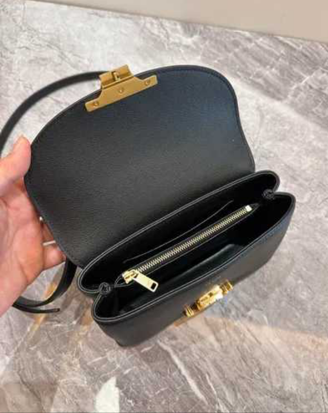 Cêlinë
Teen Nino Bag