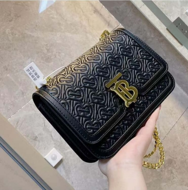 Burberrÿ
Sac à main en cuir