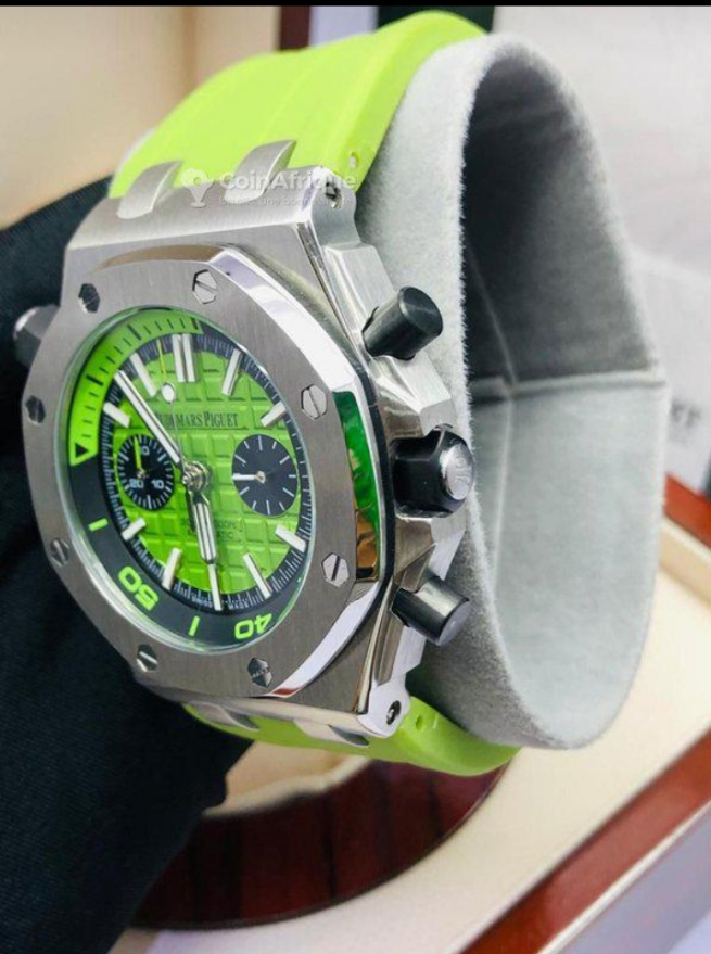 Audem@rs Piguet Royal Oak Offshore Diver Chronograph Watch -