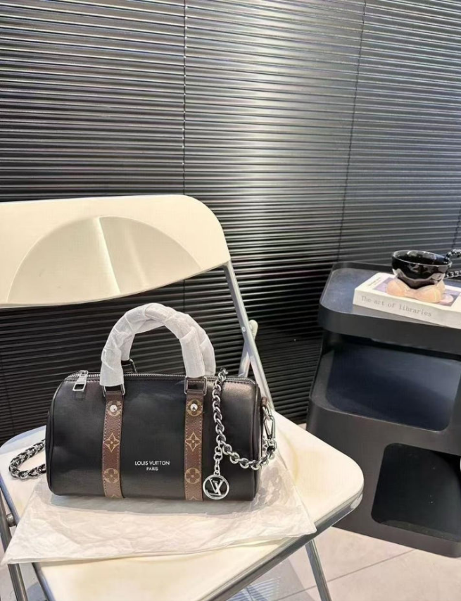 LV Monogram Sac à bandoulière Sac – Noir Élégance