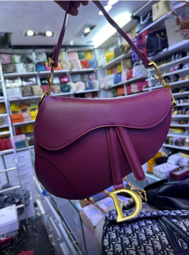 Christian Di*r
petit sac porté épaule Saddle