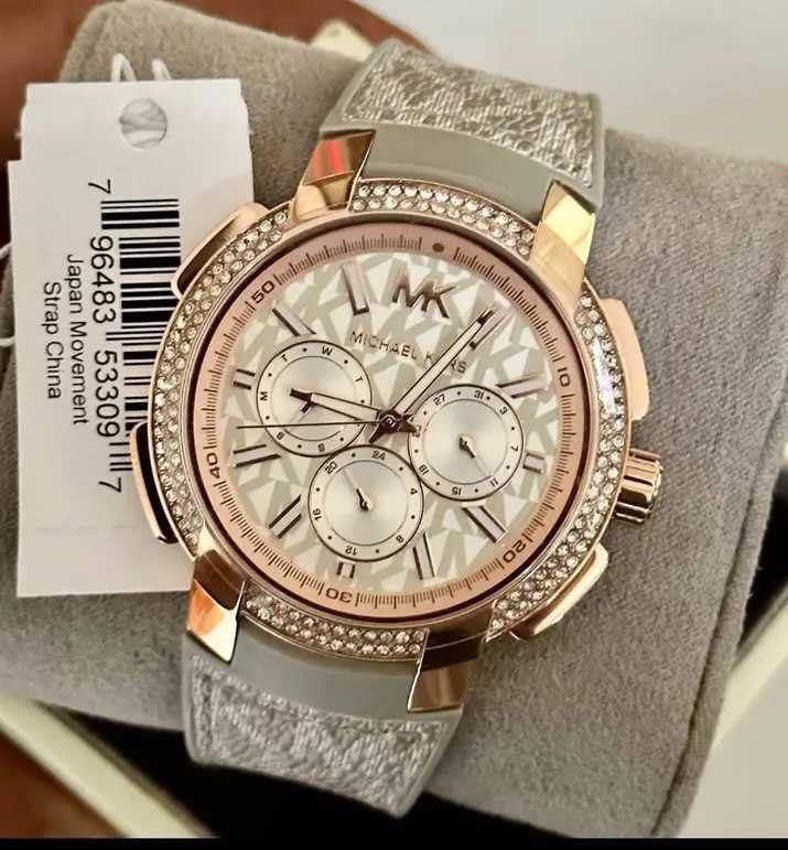MK
Chronograph Quartz Crystal
