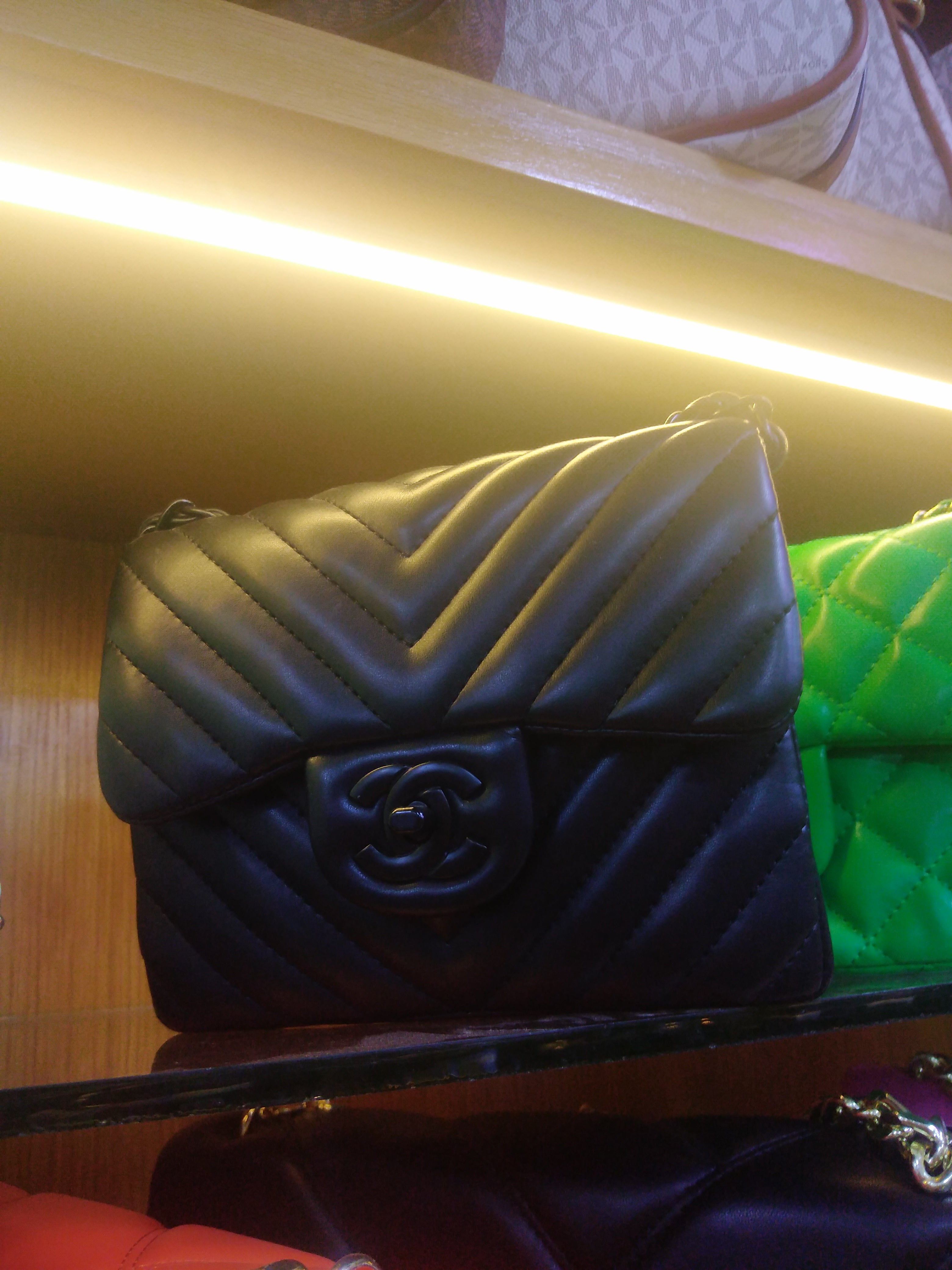 Ch@nel
Sac bandoulière Timeless/Classique Bon état
Noir