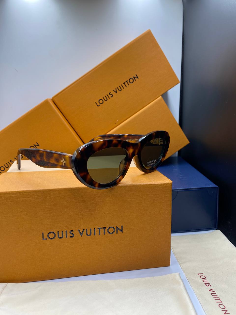 LV Lunettes
Multicolore, Plastique pour femmes
