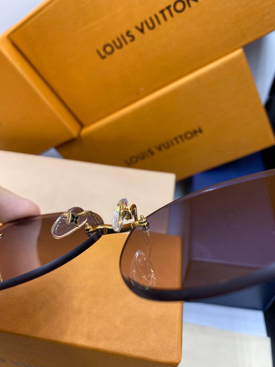 LV Lunettes de soleil pour femmes
