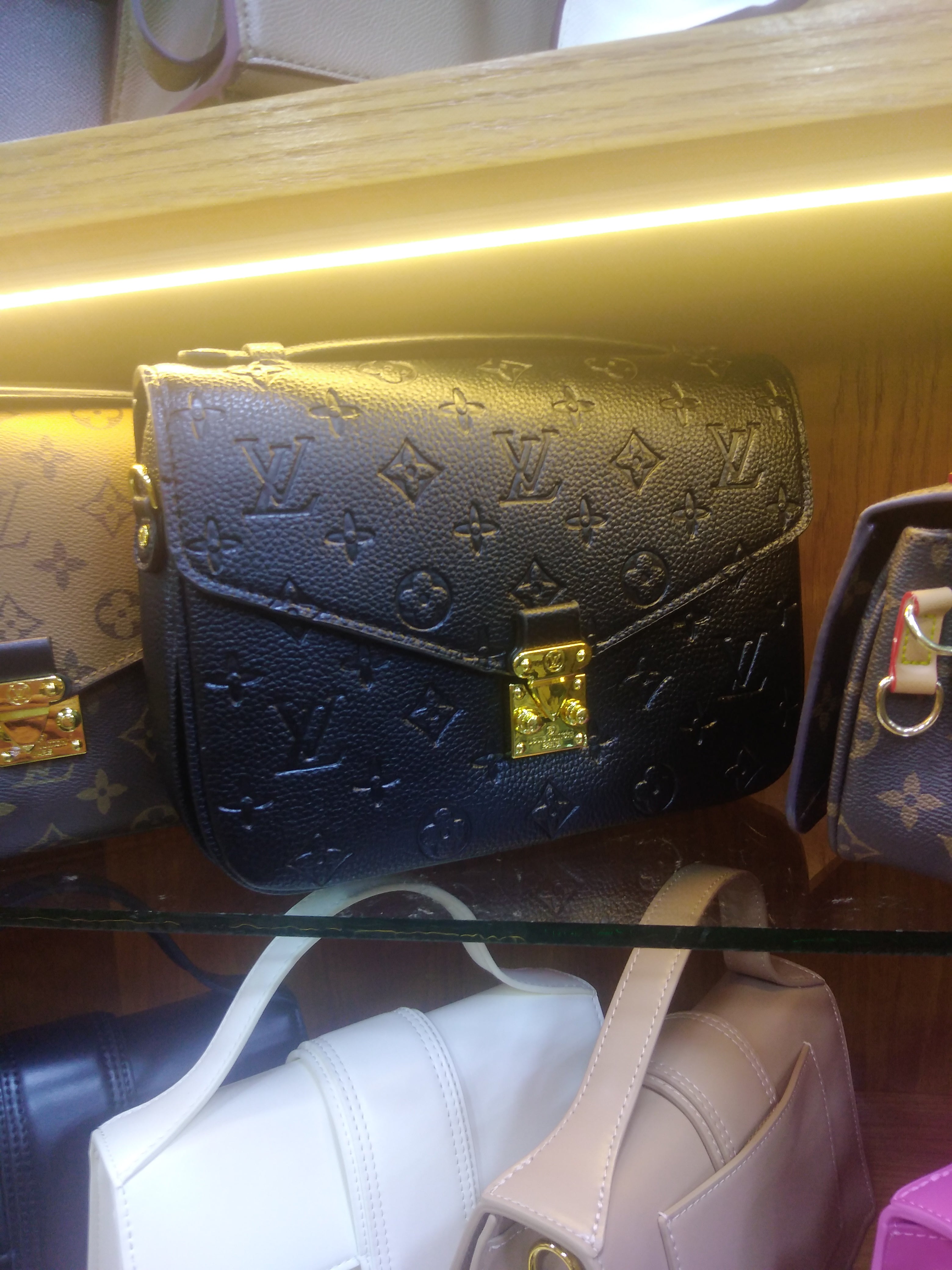 LV Metis Noir