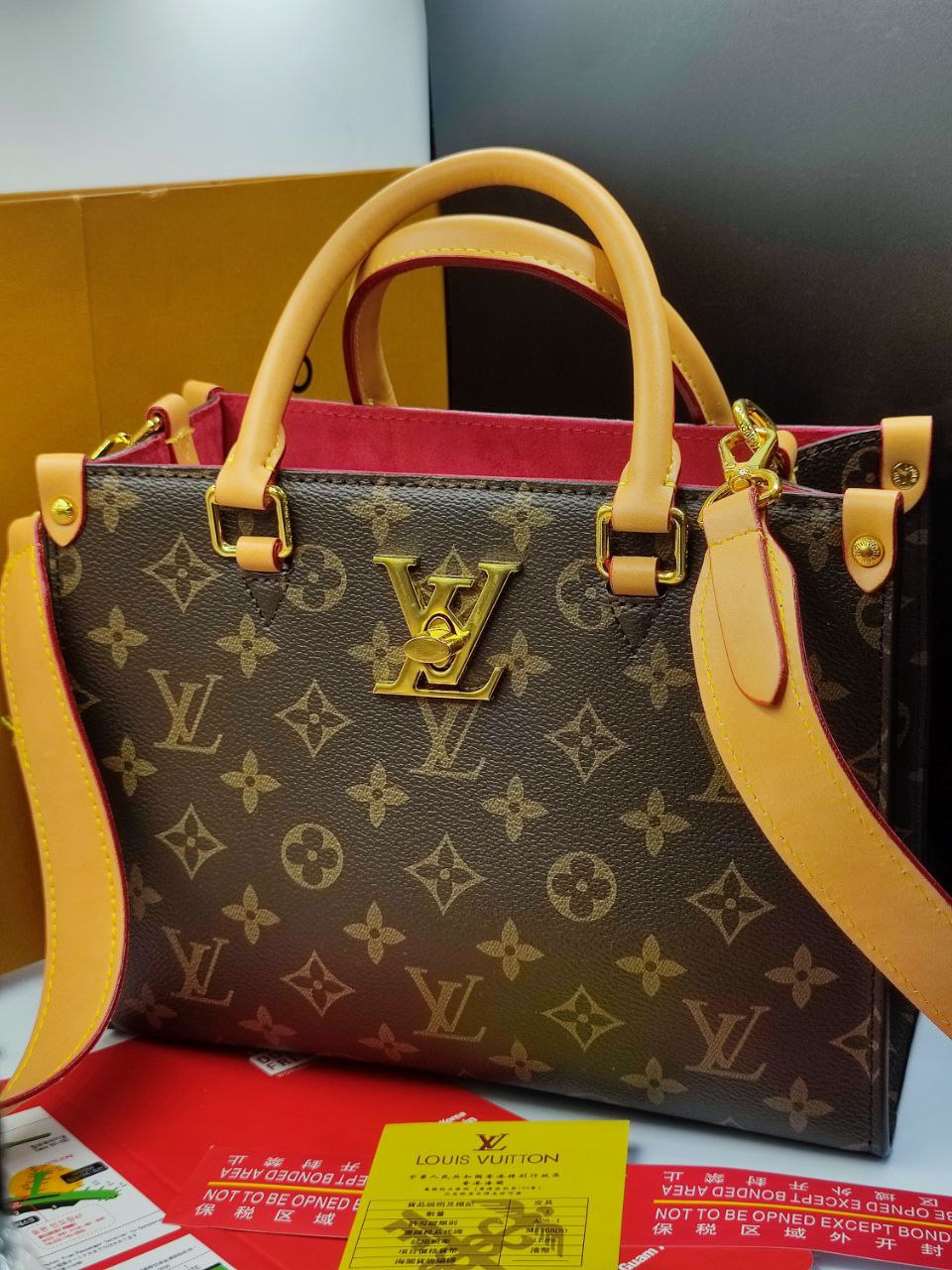 LV Sac Lock & Go