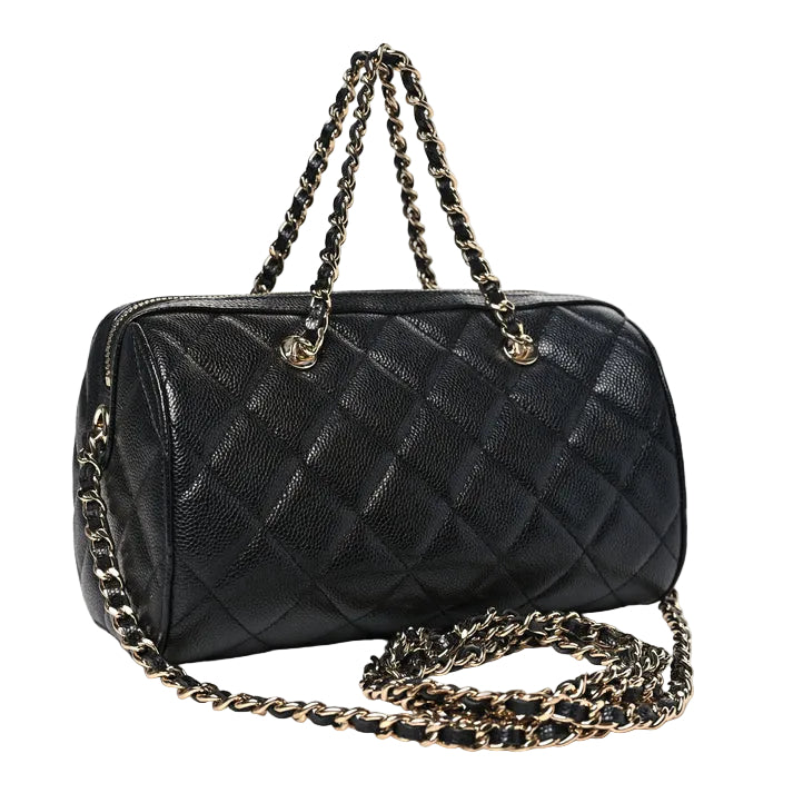 Chanel Pochette cylindrique matelassée Caviar avec chaîne, noire