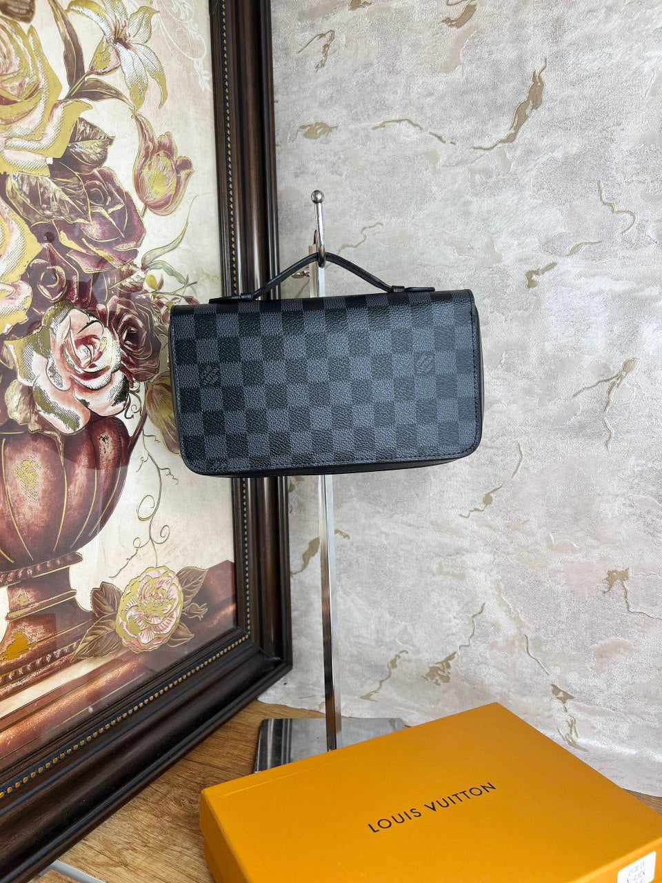 LV Pochette Louis Vuitton en toile damier graphite et noir