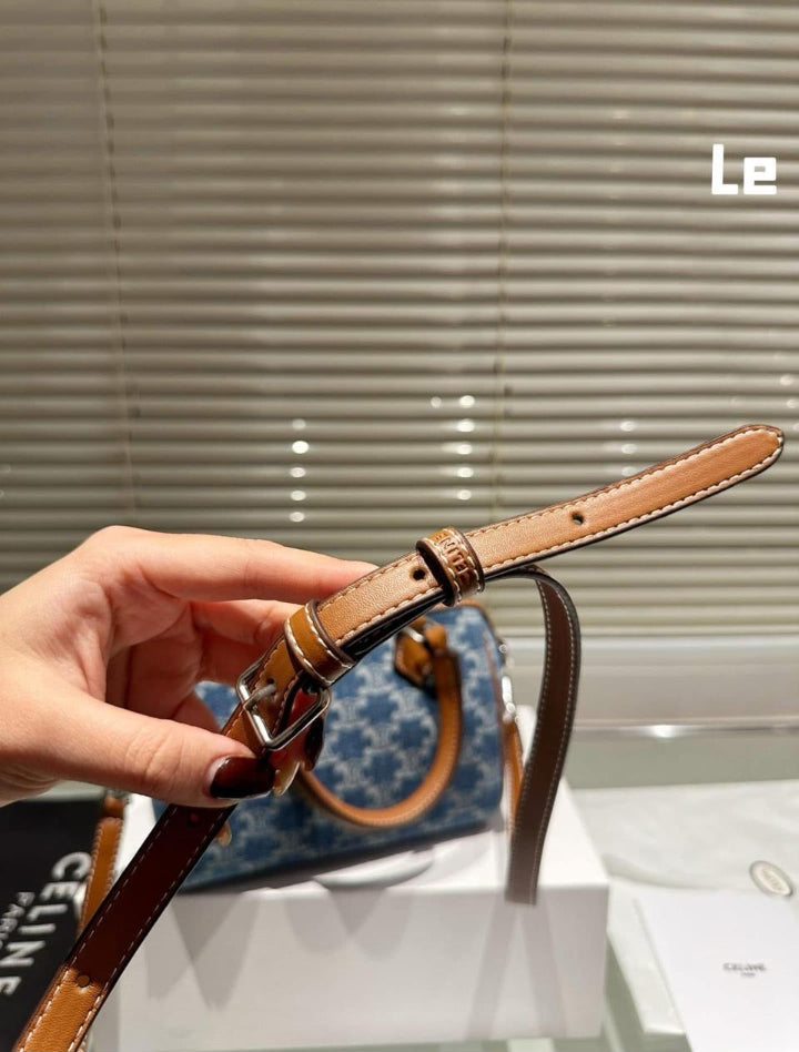 Cèlïnê Small Boston en cuir Triomphe Denim