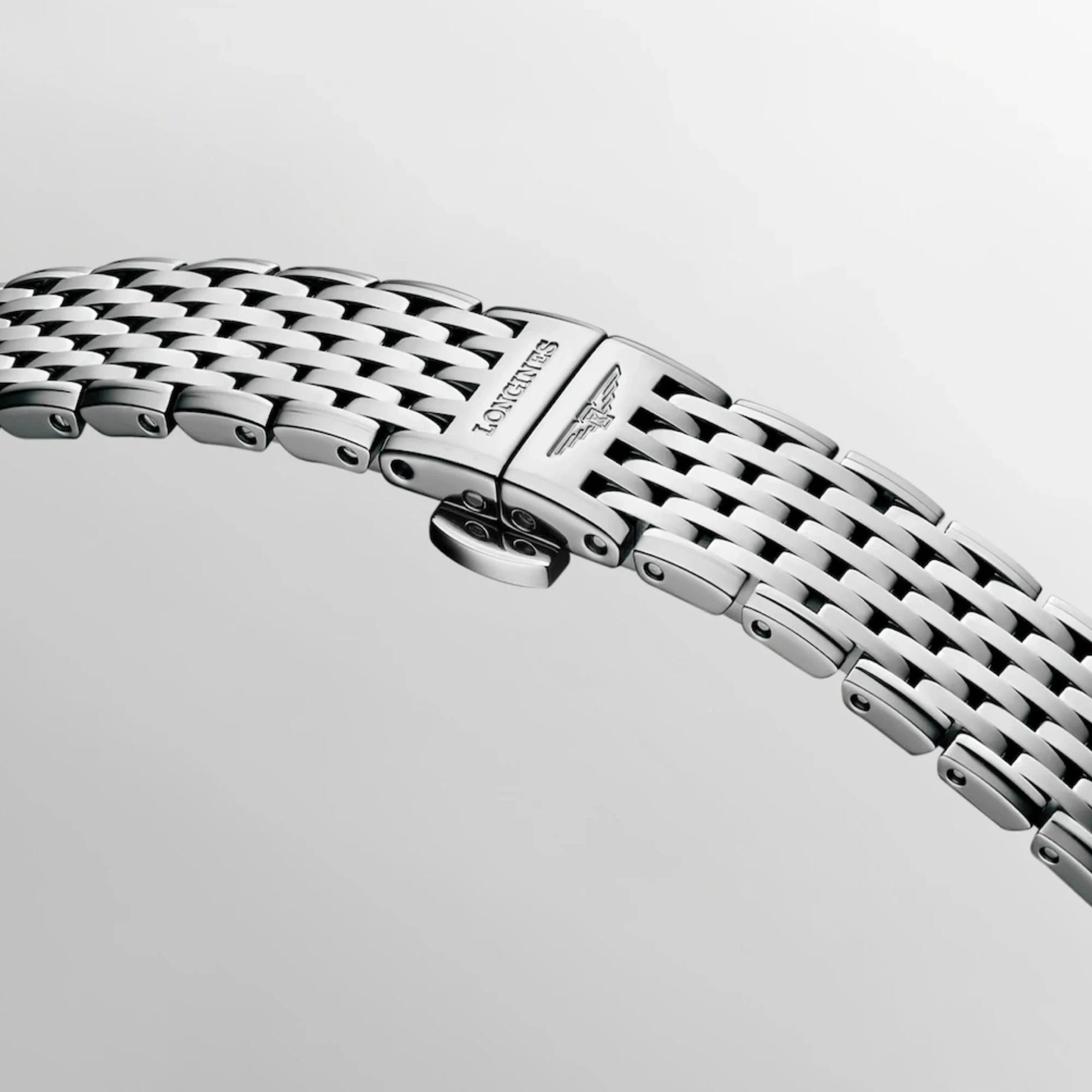 Montre Longines La Grande Classique quartz cadran nacre index diamants bracelet acier 24 mm