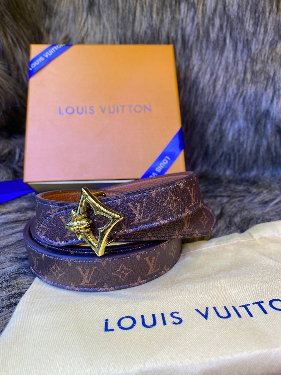 LV Flowergram 30mm Reversible Belt en cuir