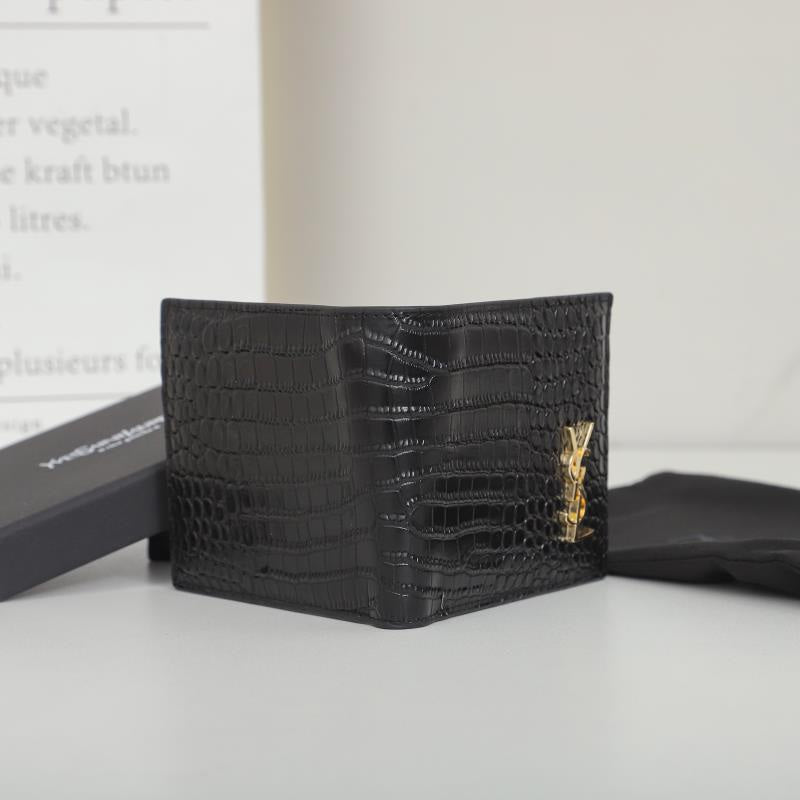 YSL TINY CASSANDRE PORTEFEUILLE EAST/WEST MAT EMBOSSÉ CROCODILE
NOIR